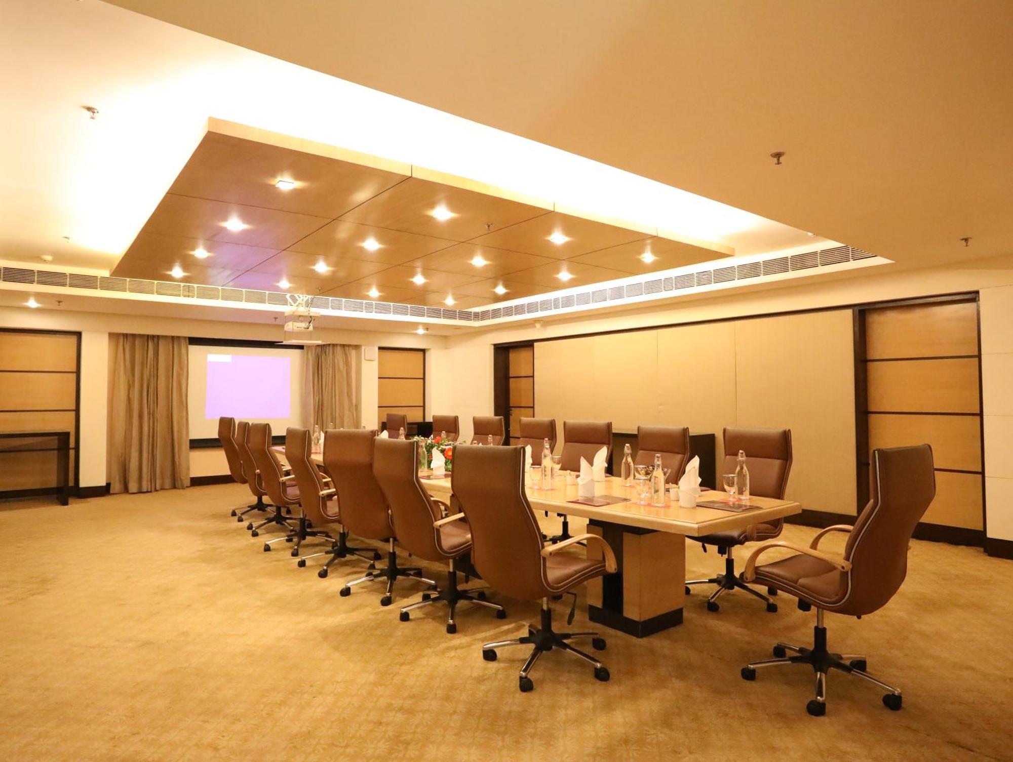 Welcomhotel By Itc Hotels, Alkapuri, ヴァドーダラー エクステリア 写真